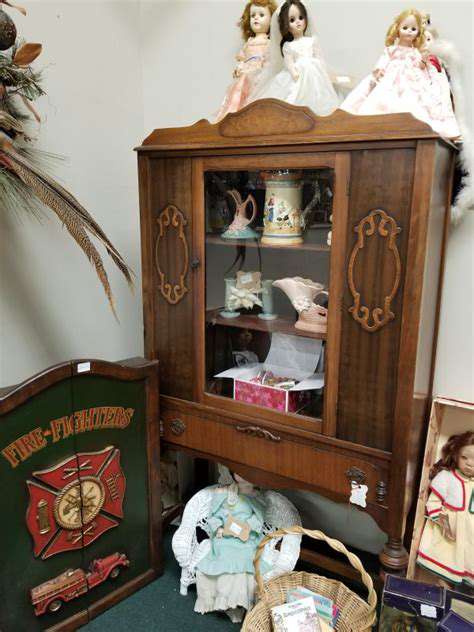 How to Decorate with Antiques